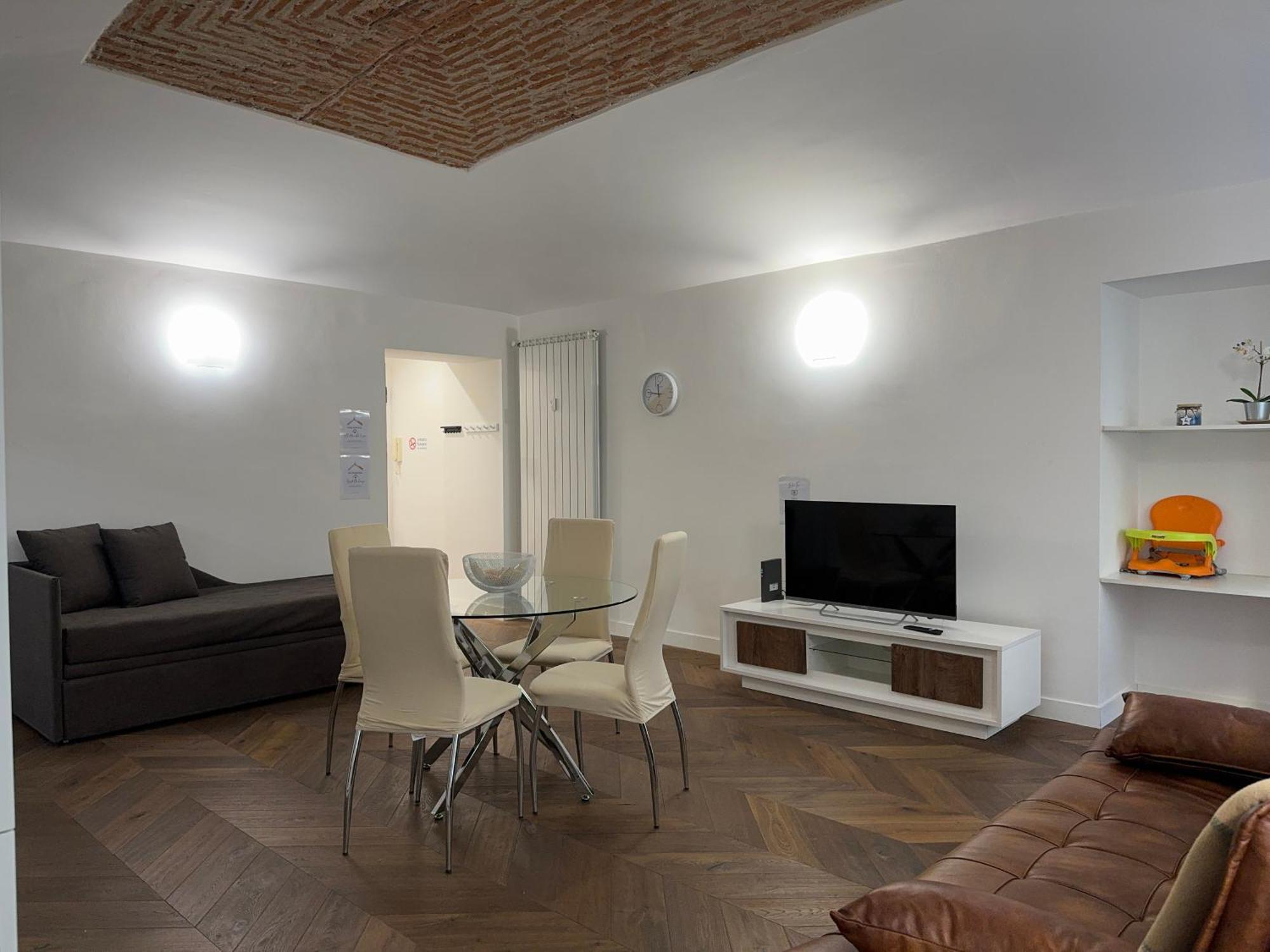 Apartamento 5 Min Porta Nuova, In The Centre Of Turín Exterior foto